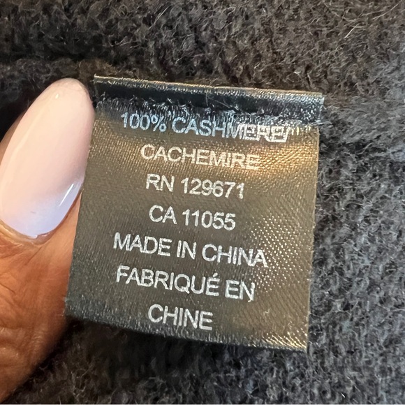 SKULL CASHMERE MOCK NECK SWEATER SIDE SLITS SIZE MEDIUM - Picture 10 of 11